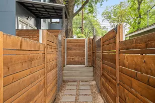2202 Garden St, Austin, TX 78702 - Photo 23