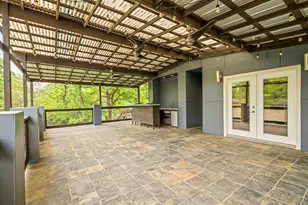 2202 Garden St, Austin, TX 78702 - Photo 31