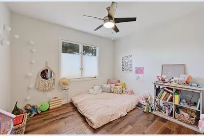 10102 Murmuring Creek Drive, Austin, TX 78736 - Photo 19
