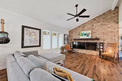 10102 Murmuring Creek Drive, Austin, TX 78736 - Photo 7
