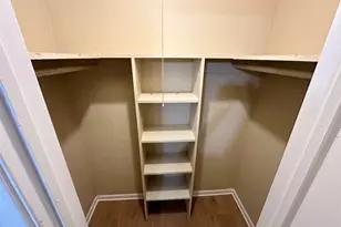 803 W 28th St, Austin, TX 78705 - Photo 9