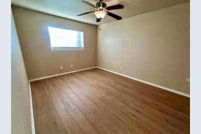 803 W 28th Street #106, Austin, TX 78705 - Photo 5