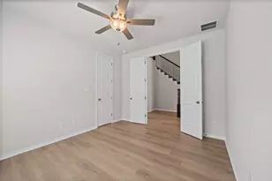 337 Five Mile Crk Wy, Kyle, TX 78640 - Photo 7