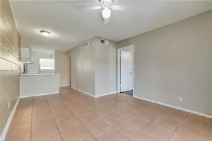 311 E 31st St, Austin, TX 78705 - Photo 1