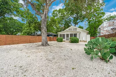 2513 E Cesar Chavez Street, Austin, TX 78702 - Photo 13