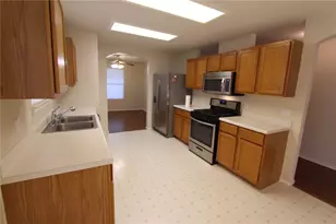 226 Schaefer Blvd, Bastrop, TX 78602 - Photo 5