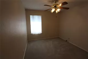 226 Schaefer Blvd, Bastrop, TX 78602 - Photo 17