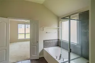 2542 Ravenwood Dr, Round Rock, TX 78665 - Photo 11
