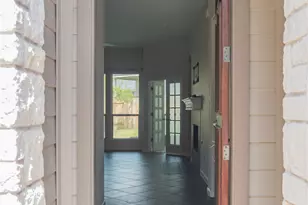 2542 Ravenwood Dr, Round Rock, TX 78665 - Photo 5