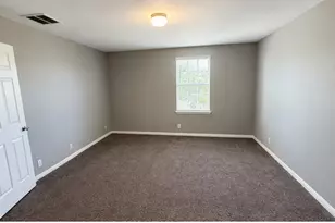 220 Adriana Ln, Hutto, TX 78634 - Photo 5