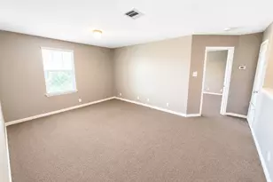 220 Adriana Ln, Hutto, TX 78634 - Photo 11