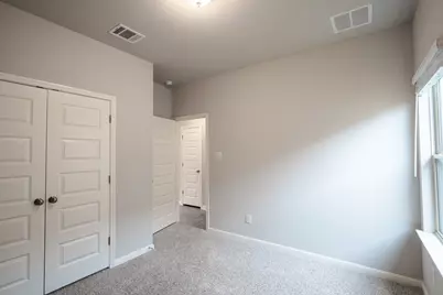 208 Kellys Heroes Way, Jarrell, TX 76537 - Photo 23