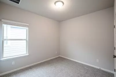 208 Kellys Heroes Way, Jarrell, TX 76537 - Photo 29