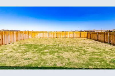 614 Milliner Loop, Hutto, TX 78634 - Photo 5