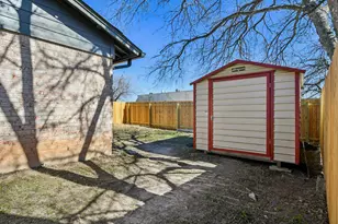 9413 Quail Meadow Dr, Austin, TX 78758 - Photo 33