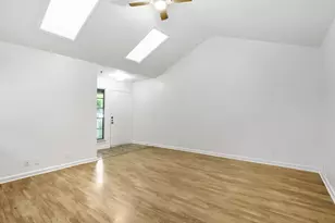10710 Topperwein Dr, Austin, TX 78758 - Photo 3