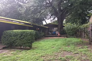 804 E 32 1/2nd St, Austin, TX 78705 - Photo 3