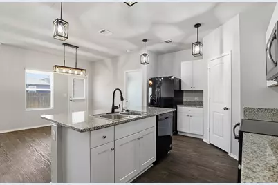 6005 Shanjia Drive, Austin, TX 78724 - Photo 7