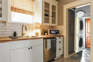 2623 Salado St, Austin, TX 78705 - Photo 5