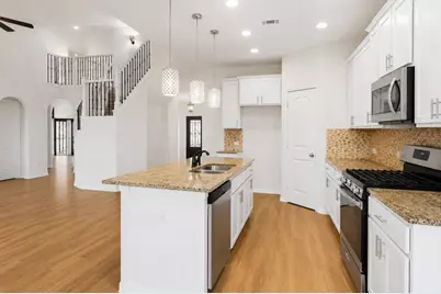 304 Santa Maria Street, Georgetown, TX 78628 - Photo 15