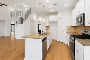 304 Santa Maria St, Georgetown, TX 78628 - Photo 15