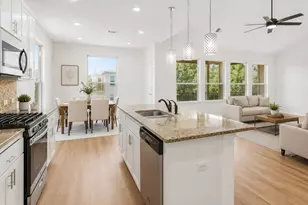 304 Santa Maria St, Georgetown, TX 78628 - Photo 17
