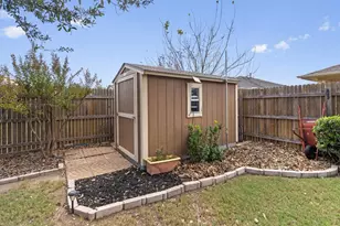 128 Moulins Ln, Georgetown, TX 78626 - Photo 29