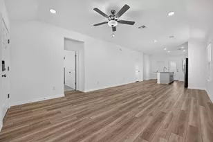 126 Christy St, Hutto, TX 78634 - Photo 9