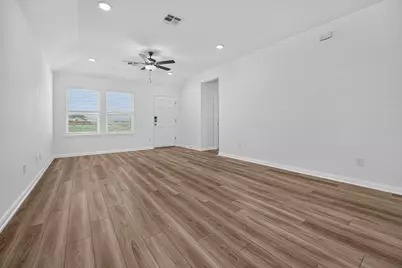 126 Christy Street, Hutto, TX 78634 - Photo 3