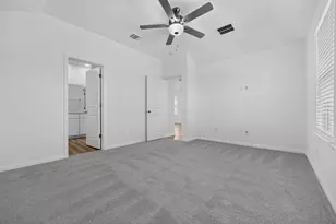 126 Christy St, Hutto, TX 78634 - Photo 11