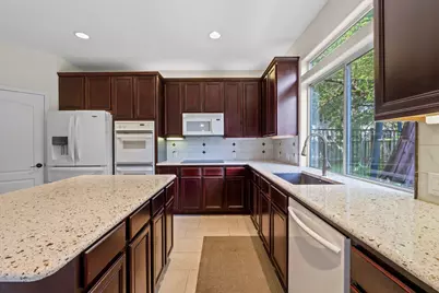 2 Muirfield Greens Lane, Lakeway, TX 78738 - Photo 13