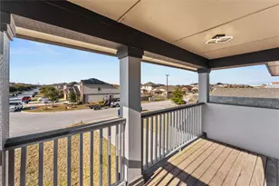 100 Serpentine Ln, Jarrell, TX 76537 - Photo 37