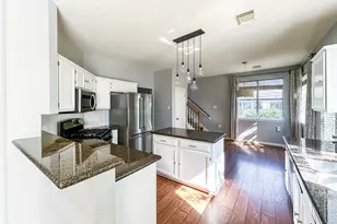 1745 Dapplegrey Ln, Austin, TX 78727 - Photo 11