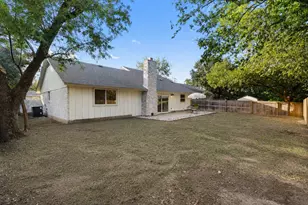 7405 Whispering Winds Dr, Austin, TX 78745 - Photo 23