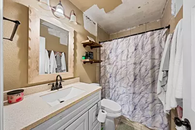 603 N Lewis Avenue, Kerrville, TX 78028 - Photo 9