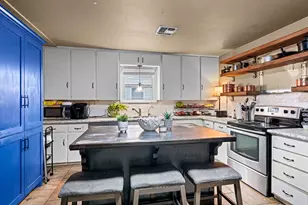 603 N Lewis Ave, Kerrville, TX 78028 - Photo 5