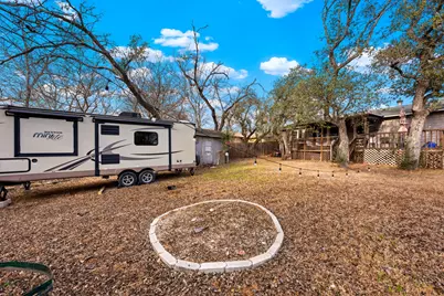 603 N Lewis Avenue, Kerrville, TX 78028 - Photo 13