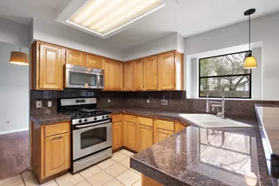 8718 Coastal Drive, Austin, TX 78749 - Photo 9