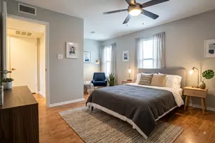 910 Duncan Ln, Austin, TX 78705 - Photo 3