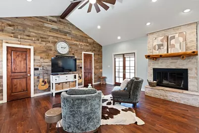 2200 W Fitzhugh Road, Dripping Springs, TX 78620 - Photo 15