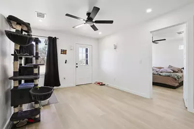 194 Tulipan Lane, Del Valle, TX 78616 - Photo 17