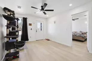 194 Tulipan Ln, Del Valle, TX 78616 - Photo 17