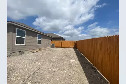 309 Riverdale Drive, Jarrell, TX 76537 - Photo 31