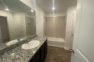 309 Riverdale Dr, Jarrell, TX 76537 - Photo 17