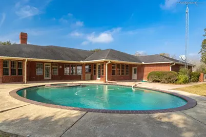 803 S Converse Street, Flatonia, TX 78941 - Photo 3