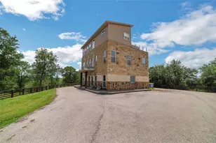 520 Double Eagle Rnch Dr, Cedar Creek, TX 78612 - Photo 11