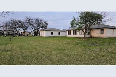 16 Brenda Lane, Round Rock, TX 78665 - Photo 9