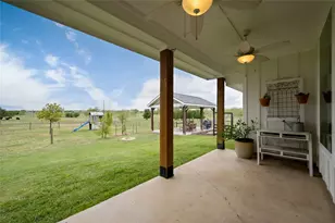 1854 Co Rd 464, Elgin, TX 78621 - Photo 25