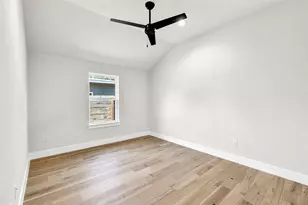 8209 Polar Dr, Austin, TX 78757 - Photo 33