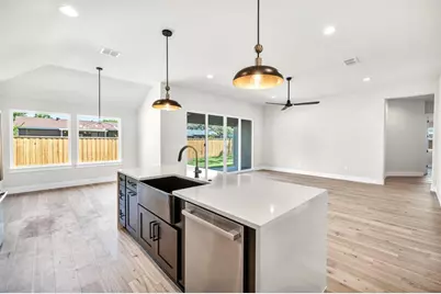 8209 Polar Drive, Austin, TX 78757 - Photo 15
